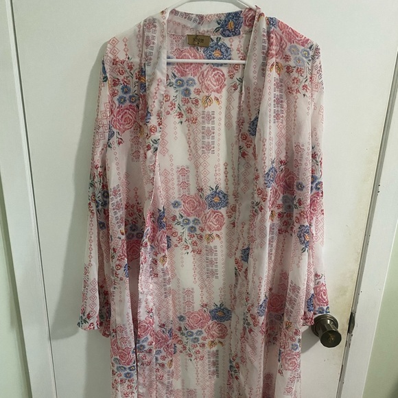 Joria Medium floral Shawl Cardigan - Picture 1 of 6